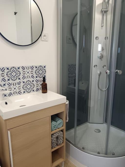 Chalet Cosy Avec Option Jacuzzi Saint-Genes-de-Fronsac Экстерьер фото